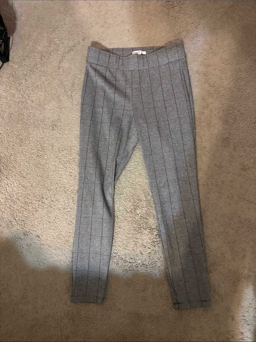 Girls Gray Pinstripe Knit leggings